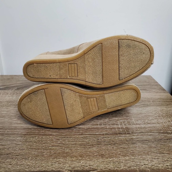 TOMS • Desert Taupe Suede Wedge Boots Sz 6.5 - Picture 9 of 10
